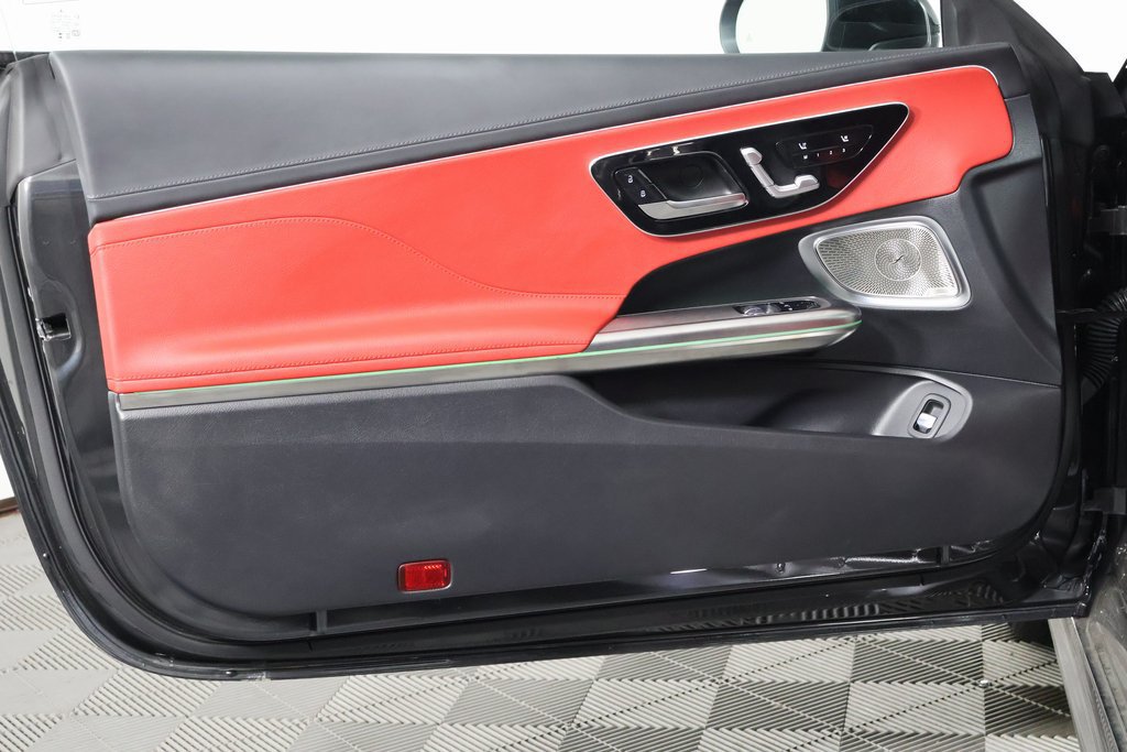 New 2026 Mercedes-Benz CLE 450 4MATIC Coupe image 7