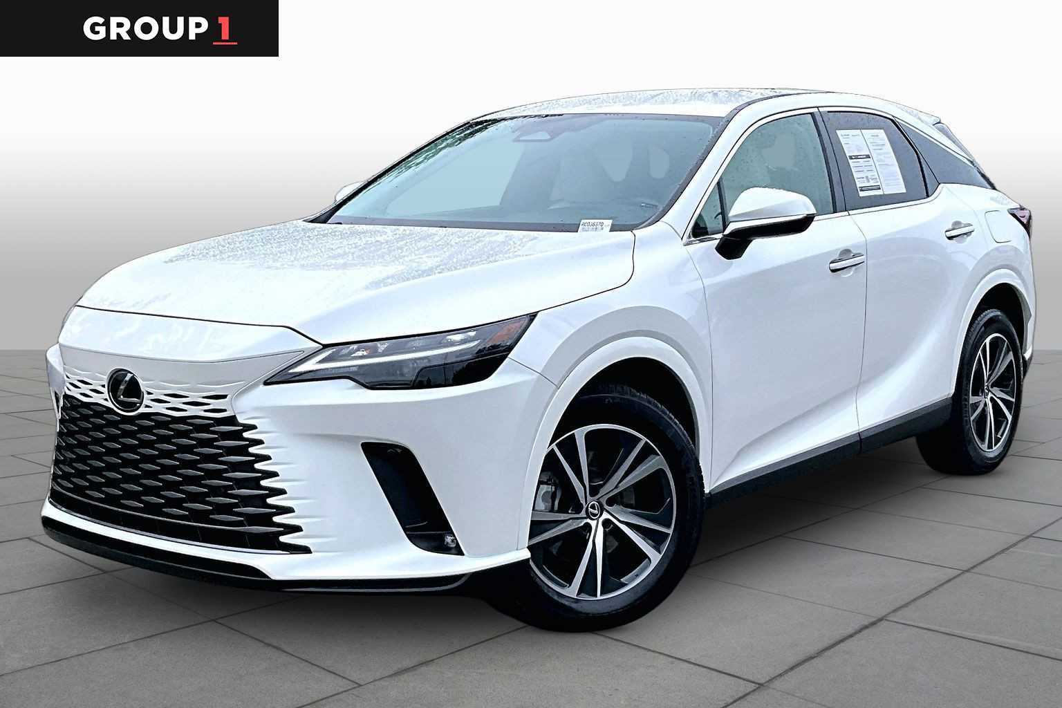 Used 2024 Lexus RX 350 FWD w/ Technology Package image 1