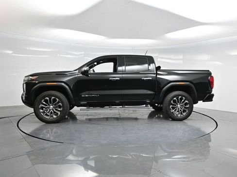 Used 2024 GMC Canyon Denali image 48