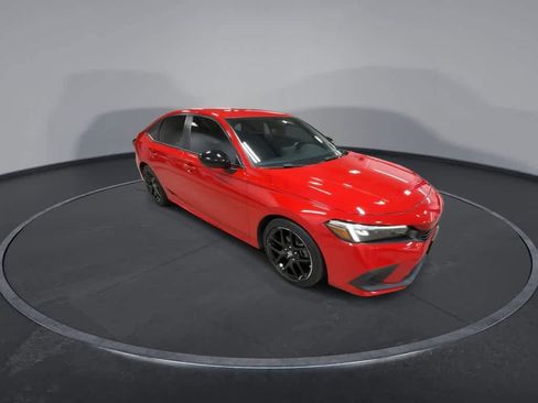 Used 2023 Honda Civic Sport image 2