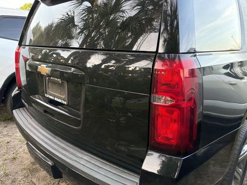 Used 2017 Chevrolet Tahoe LT RWD image 11