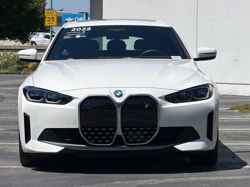 Used 2023 BMW i4 eDrive40 RWD image 10