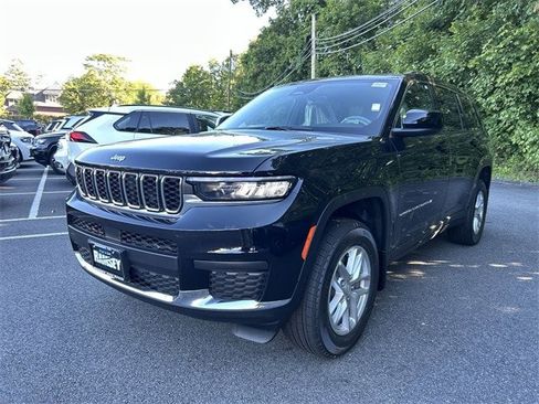 New 2025 Jeep Grand Cherokee L Laredo w/ Luxury Tech Group I AWD/4WD image 4