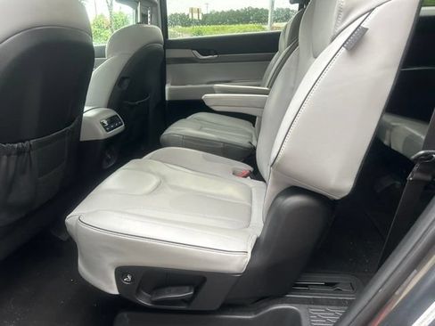 Used 2025 Hyundai Palisade SEL FWD image 7