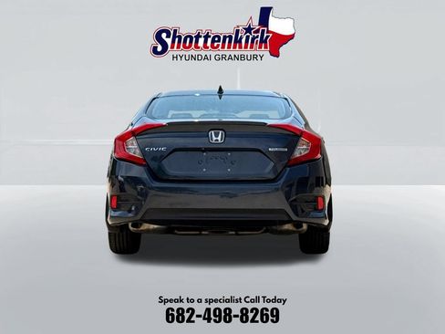 Used 2016 Honda Civic Touring image 7