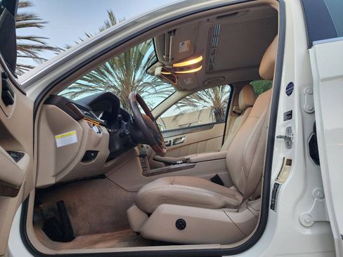 Used 2010 Mercedes-Benz E 350 Sedan image 14