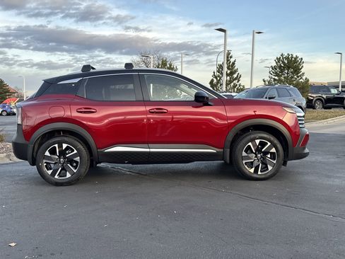 New 2026 Nissan Kicks SV w/ SV Premium Package image 2