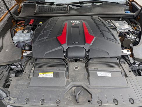 Certified 2024 Audi RS Q8 AWD/4WD image 31