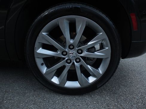 Used 2023 Buick Envision Avenir image 10