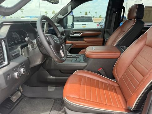 Used 2024 GMC Sierra 2500 Denali Ultimate w/ Max Trailering Package AWD/4WD image 11