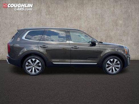 Used 2020 Kia Telluride S FWD image 9