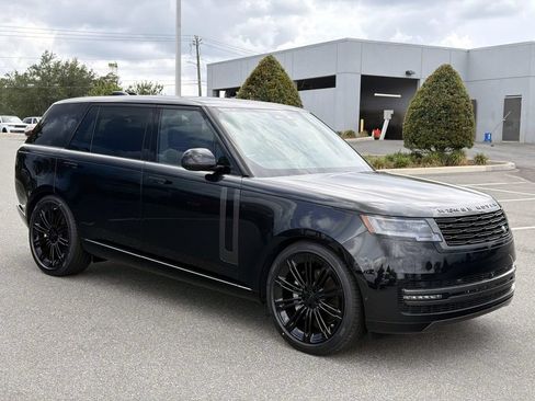 New 2026 Land Rover Range Rover Long Wheelbase SE AWD/4WD image 7