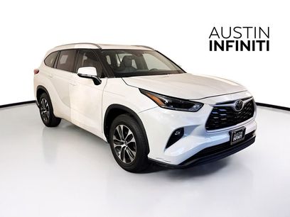 Used 2021 Toyota Highlander XLE