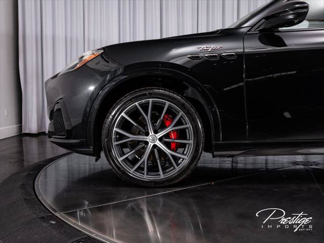 Used 2023 Maserati Grecale Trofeo AWD/4WD image 7