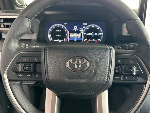 New 2025 Toyota 4Runner TRD Off-Road Premium image 28