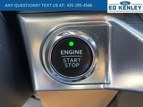 Used 2022 Ford F150 Lariat w/ Equipment Group 502A High AWD/4WD image 13