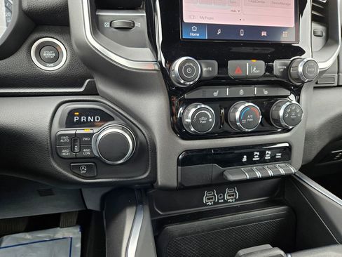 Used 2025 RAM 1500 Big Horn AWD/4WD image 22