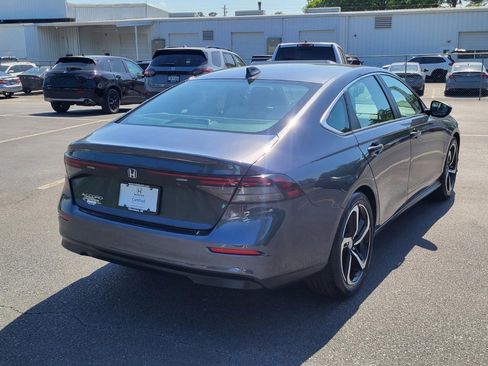 Used 2024 Honda Accord SE image 2
