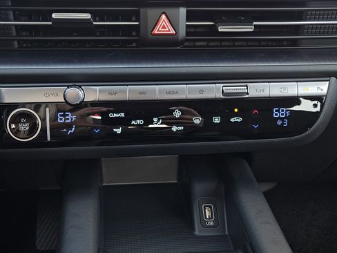 New 2025 Hyundai Ioniq 6 SE image 18