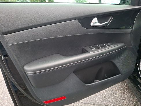 Used 2022 Kia Forte GT-Line w/ GT-Line Technology Package FWD image 12