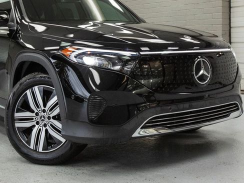 Used 2025 Mercedes-Benz EQB 300 4MATIC image 8