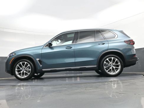 Used 2025 BMW X5 xDrive40i AWD/4WD image 35