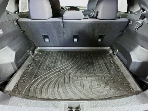 Used 2024 Subaru Crosstrek 2.0i Premium image 33