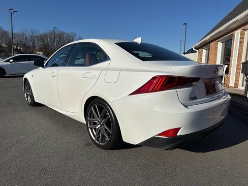 Used 2017 Lexus IS 300 AWD image 12