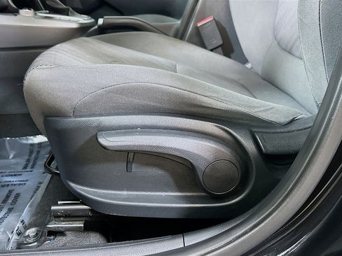Certified 2023 Kia Seltos LX AWD/4WD image 18