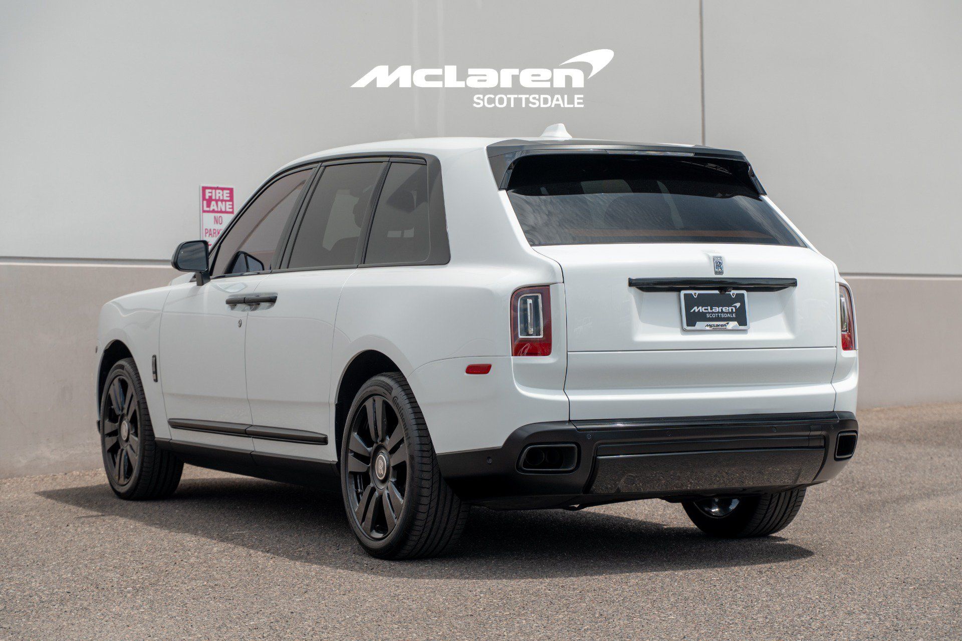 Used 2023 Rolls-Royce Cullinan AWD/4WD image 5
