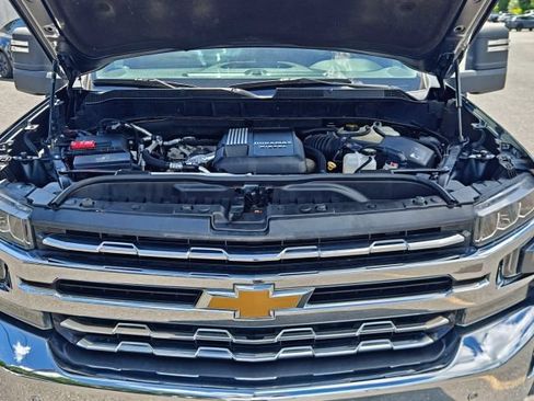 Used 2020 Chevrolet Silverado 1500 LTZ w/ LTZ Texas Edition AWD/4WD image 47