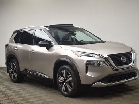 Used 2022 Nissan Rogue Platinum w/ Head-Up Display Package FWD image 1