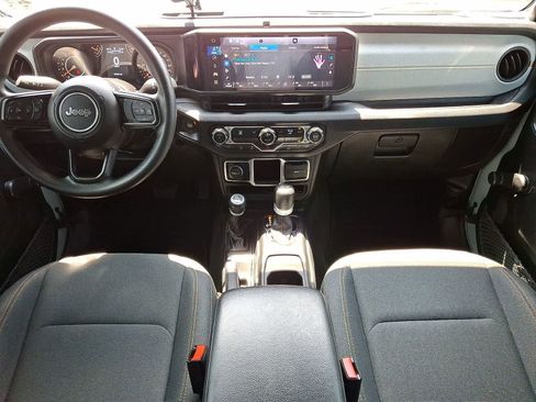 Used 2024 Jeep Wrangler Sport AWD/4WD image 25