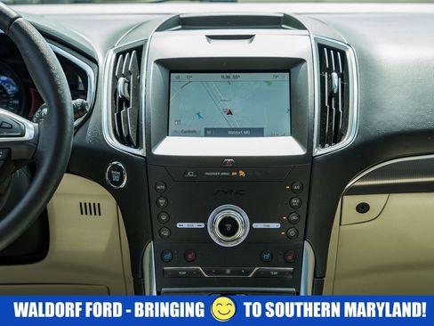 Used 2020 Ford Edge Titanium w/ Equipment Group 301A AWD/4WD image 24