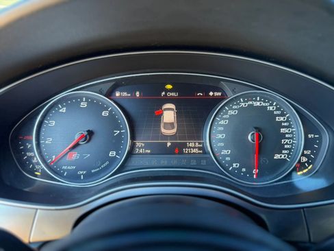 Used 2016 Audi RS 7 Prestige image 32