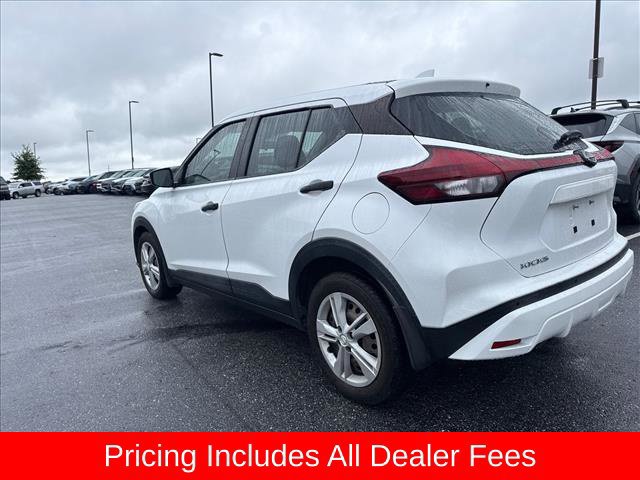 Used 2022 Nissan Kicks S FWD image 5