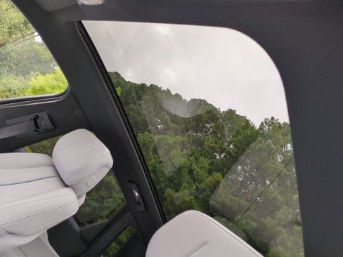 New 2026 Cadillac Lyriq Luxury RWD image 19