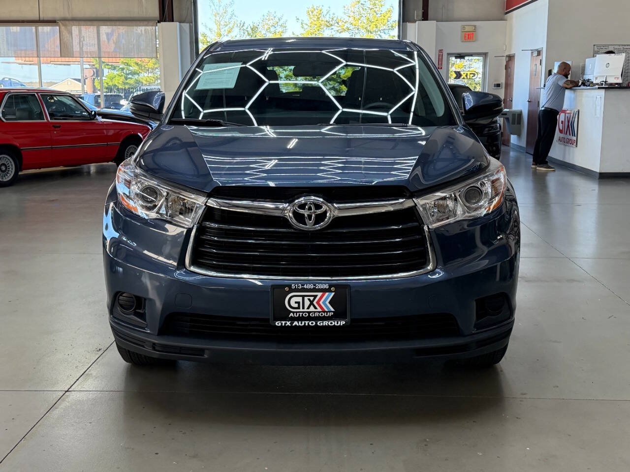 Used 2016 Toyota Highlander LE FWD image 6