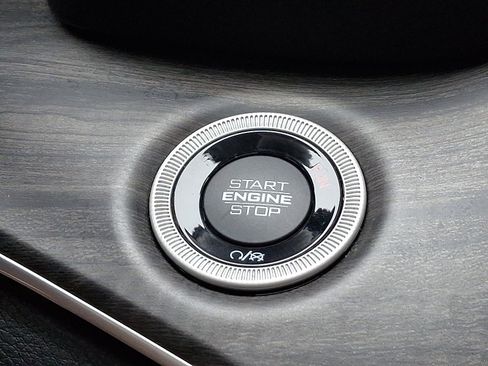 Certified 2021 Jeep Grand Cherokee L Limited w/ Trailer Tow Group (B) image 26