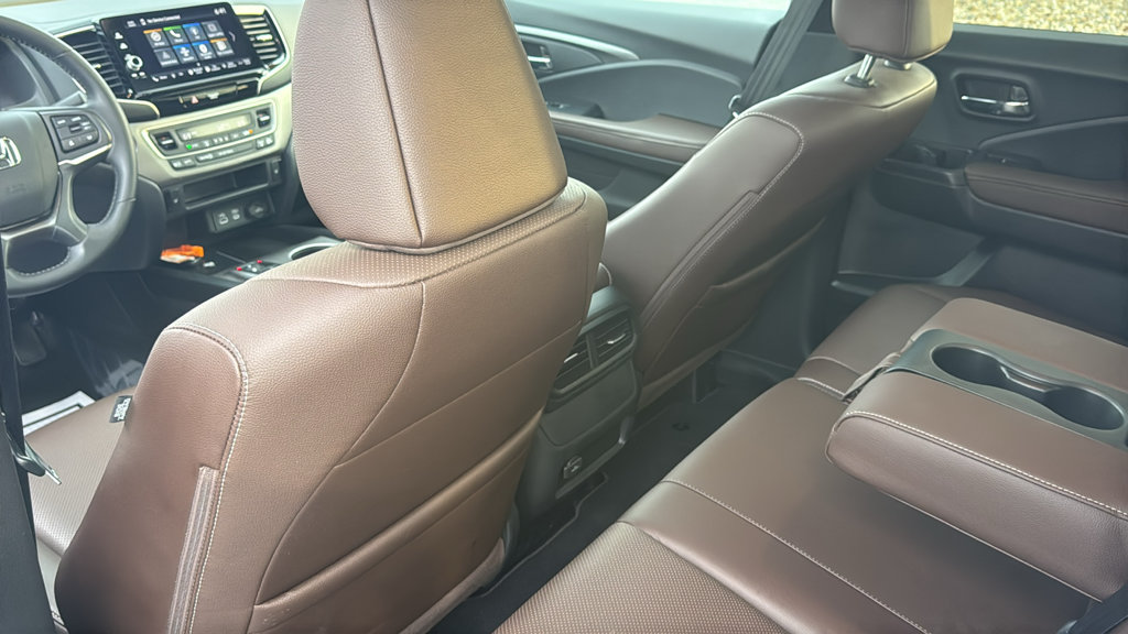 Certified 2025 Honda Ridgeline RTL image 32
