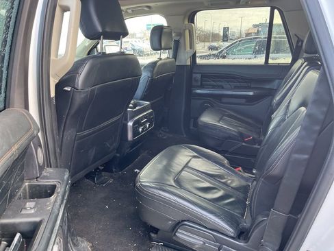 Used 2018 Ford Expedition Max Platinum image 11