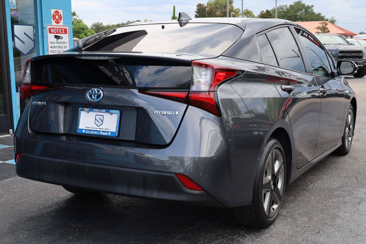 Used 2019 Toyota Prius Limited FWD image 4