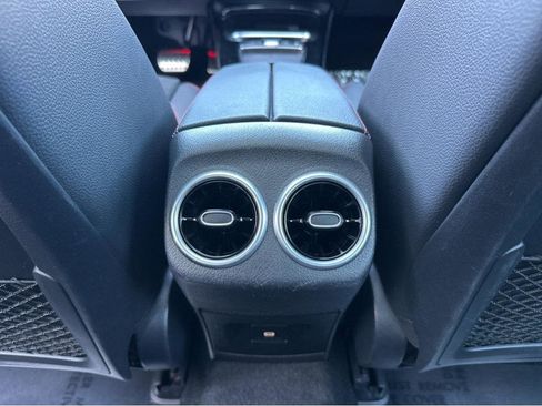 Used 2025 Mercedes-Benz CLA 35 AMG 4MATIC image 17