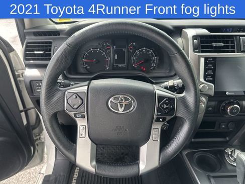 Used 2021 Toyota 4Runner SR5 Premium w/ Moonroof Package AWD/4WD image 25