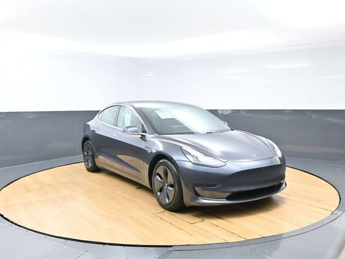 Used 2020 Tesla Model 3 Long Range AWD/4WD image 7