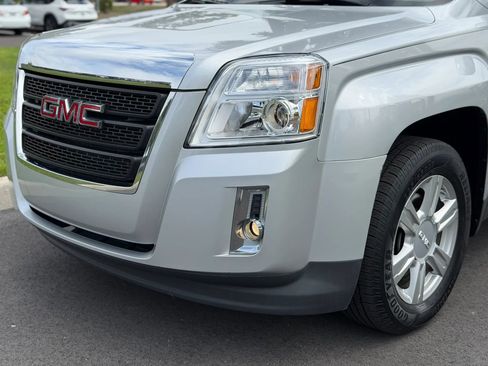 Used 2015 GMC Terrain SLE image 3