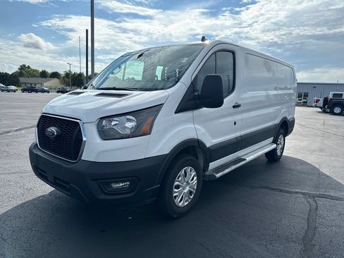 Used 2025 Ford Transit 250 Low Roof w/ Exterior Upgrade Package RWD image 4