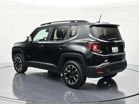 Used 2023 Jeep Renegade Latitude AWD/4WD image 7