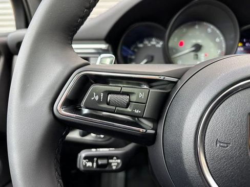 Certified 2026 Porsche Macan S AWD/4WD image 15