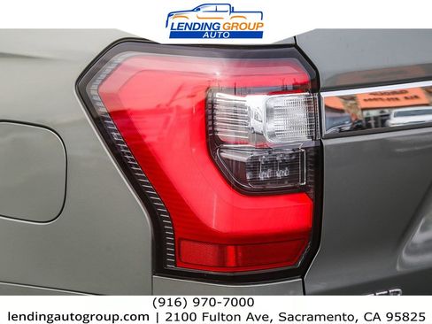 Used 2019 Ford Expedition Limited w/ Special Edition Package image 8